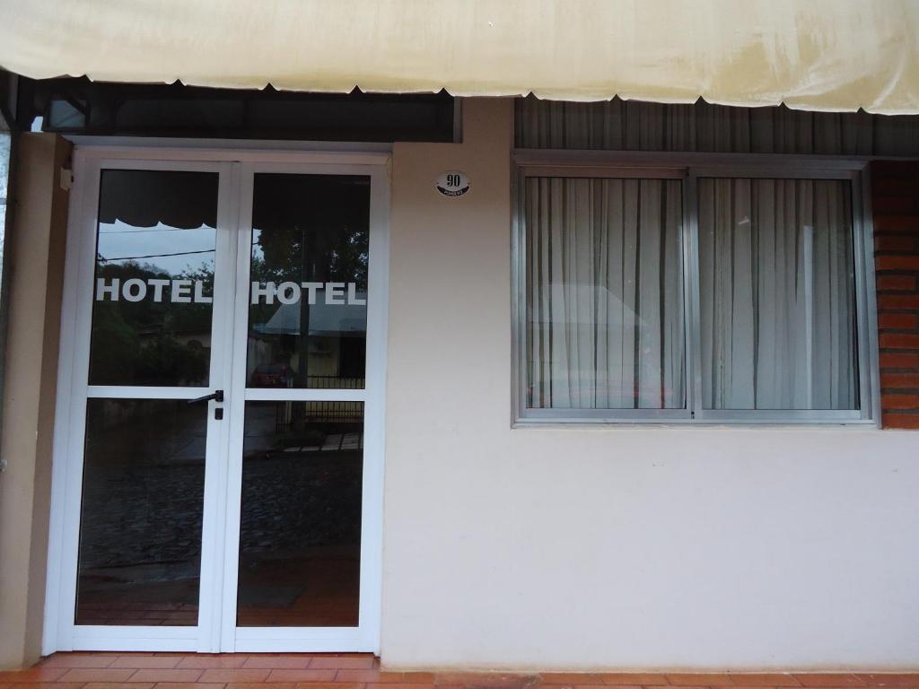 Hosteria Mola Hotel Puerto Iguazú Exterior foto